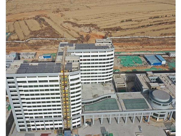 寿阳人民医院迁址新建项目综合病房楼海尔平板太阳能+燃气锅炉热水系统项目